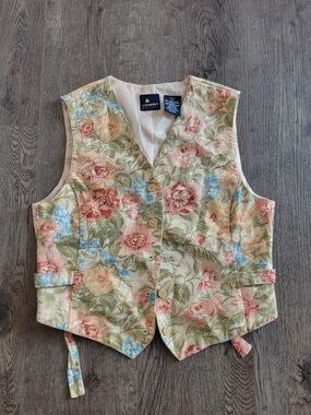 Lizsport Floral Button Front Vest in Pastel Garden Print